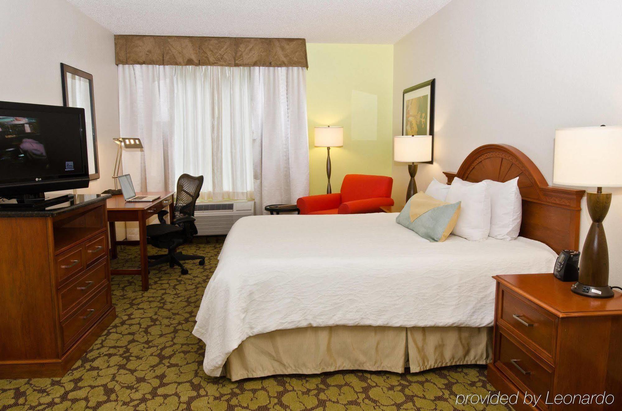 Hilton Garden Inn Louisville East Quarto foto