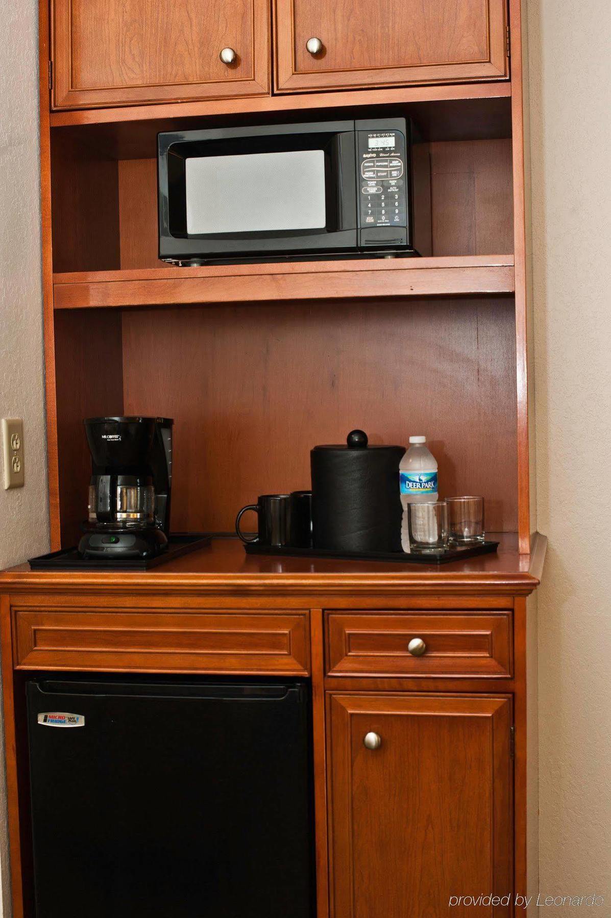 Hilton Garden Inn Louisville East Quarto foto